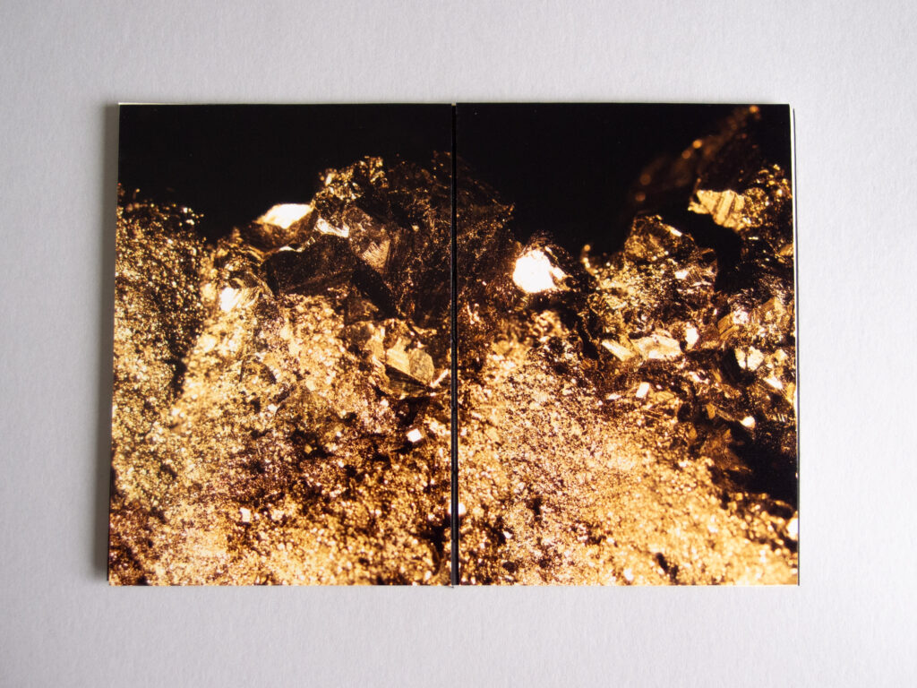 Uppslag ur Star Stone.